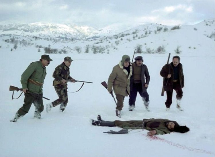 «Οι Κυνηγοί»: κριτική από τον Βασίλη Ραφαηλίδη