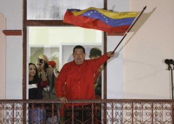 Θριαμβευτική νίκη του Τσάβες