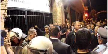 Το θέατρο και η δημοκρατία στο απόσπασμα