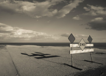 Λίγο ακόμη και πέφτουν