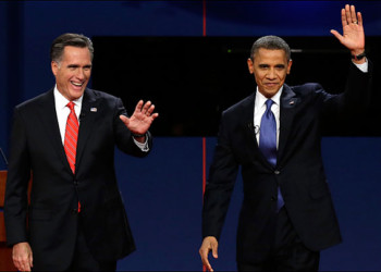 Στα σαγόνια του Ομπάμα και του Ρόμνεϊ