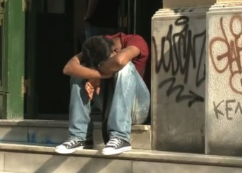 Aνεργία: η πανευρωπαϊκή πρωτιά της ντροπής