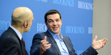 Με Τσίπρα στις ΗΠΑ: «Δεν θα σχίσουμε τις δανειακές συμβάσεις»