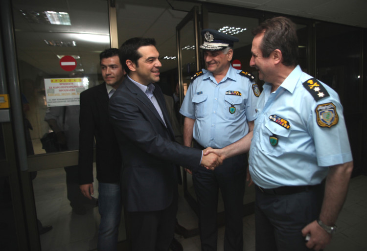 Τσίπρας: «Είμαστε νοικοκυραίοι»!