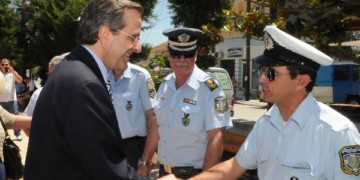 Ο Σαμαράς μας γδέρνει και ο κόσμος τον …«λατρεύει»!