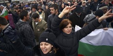 Στους δρόμους της Σόφιας ανετράπη η κυβέρνηση Μπορίσοφ