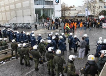 «Εκτός νόμου» οι εργατικοί αγώνες