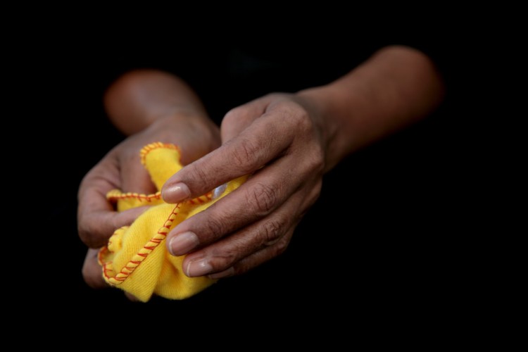 Η άλλη όψη: Σύμβασή τους η εξαθλίωση