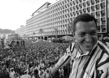 Κοίτα ποιοί λένε «δικτάτορα» τον Τσάβες…