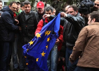 Ήρθε η ώρα να ακουστεί μαζικά το έξω από το ευρώ και την ΕΕ!