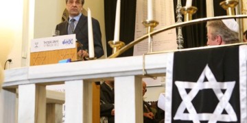 Μνημείο υποκρισίας τα δάκρυα Σαμαρά για το Άουσβιτς