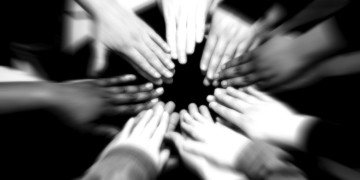 Έμπρακτη αλληλεγγύη στους μετανάστες εργάτες γης