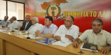 Θετικό αν και μη πειστικό «όχι» του ΑΚΕΛ στο ευρώ