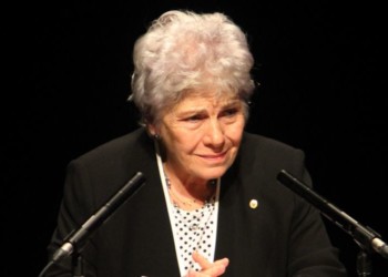 Η ποίηση και η Δεξιά του δρόμου