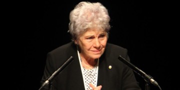 Η ποίηση και η Δεξιά του δρόμου