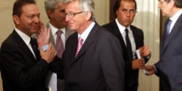 Φοροεπιδρομή και ξεπούλημα με τη βοήθεια της ΕΕ