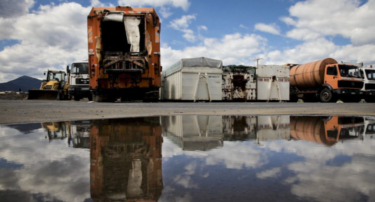 Ντοκιμαντέρ: Εργοστάσια αποριμμάτων: Το μεγάλο φαγοπότι των εργολάβων