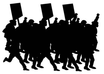 Θέμα: Η μαζική λαϊκή πάλη σε αντεπίθεση