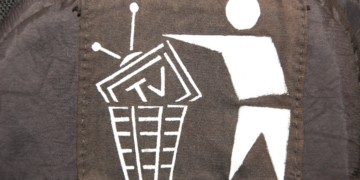 Μετά το φόνο: Αντιφασιστικό πλυντήριο η τηλεόραση