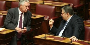 ΔΗΜΑΡ: Παρών στη μομφή, όχι στο ΠΑΣΟΚ