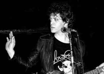 Όταν ο Μάνος υποκλίθηκε στον Λου…