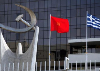 Αυτοκριτική χωρίς εκδημοκρατισμό
