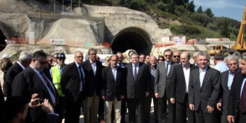 Ξεκινά το μεγάλο φαγοπότι για τα οδικά έργα