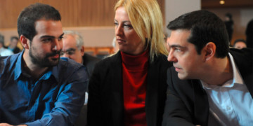 Ένας Τσίπρας πληρώνει πάντα τα χρέη του