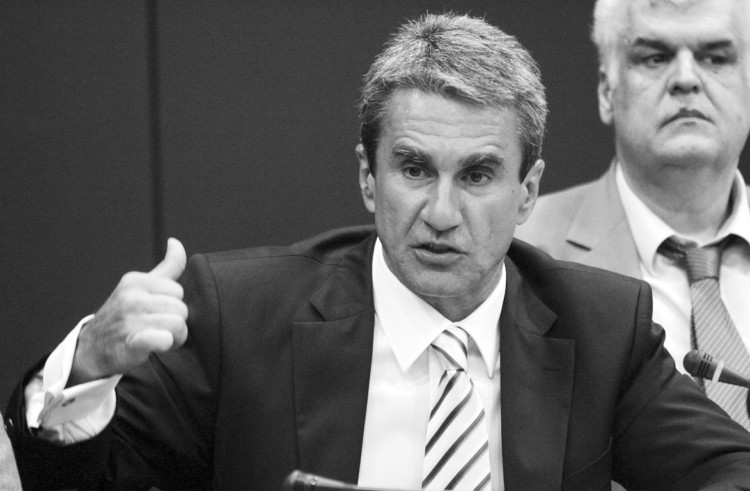 Λιμνάζουσα αντίληψη για τους φοιτητές από το Υπουργείο Παιδείας με στόχο την πειθάρχηση