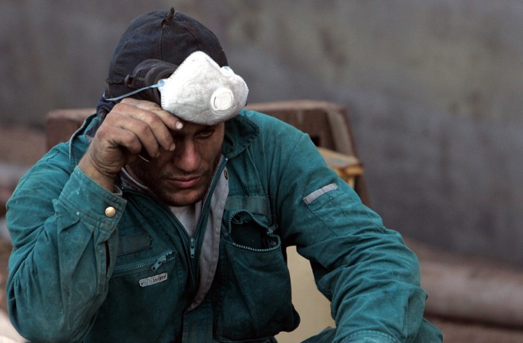 Έκλεψαν εργατικό μόχθο 30 δισ. ευρώ σε 5 χρόνια