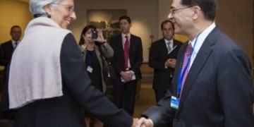 Τεσσεράμισι χρόνια μετά η οικονομία συνεχίζει να παραπαίει