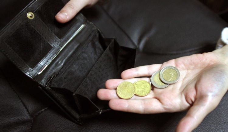 Νομιμοποιούν την απόλυτη φτώχεια