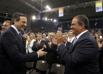 Ο Καραμανλής στηρίζει Σαμαρά