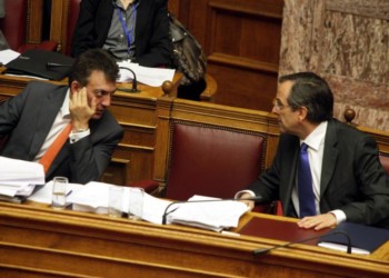 Κυβέρνηση και ΕΕ καταργούν τη δημόσια ασφάλιση