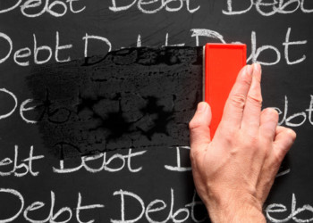 ΣΥΡΙΖΑ: Ακαδημαϊκό το τελευταίο καρφί στο φέρετρο του αιτήματος διαγραφής του χρέους