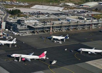 Γενικό ξεπούλημα 14 αεροδρομίων και ΟΛΠ