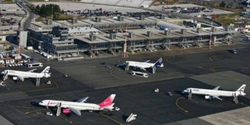 Γενικό ξεπούλημα 14 αεροδρομίων και ΟΛΠ