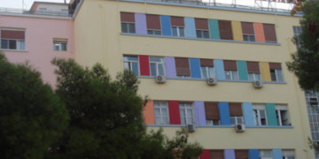 Δεν χειρουργούν ανασφάλιστο παιδί 2,5 ετών