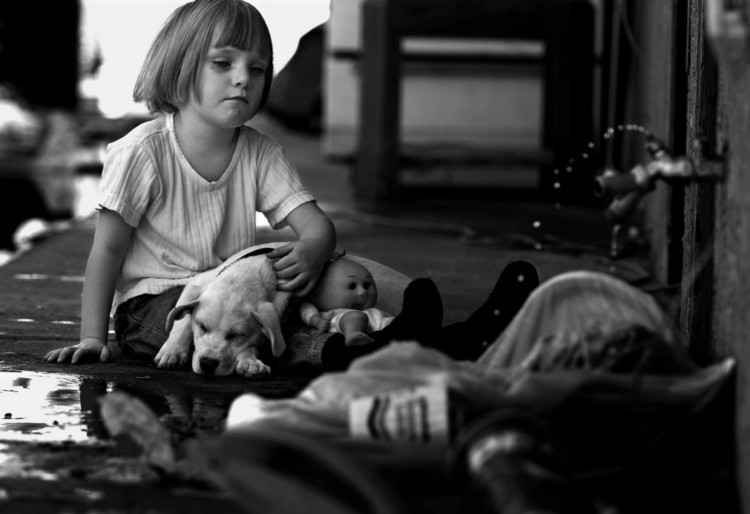 Εξαθλιωθείτε, για να μην εισάγουμε