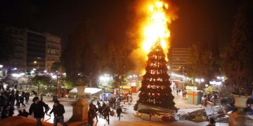 Ο Δεκέμβρης του 2008 ακόμη δεν τέλειωσε