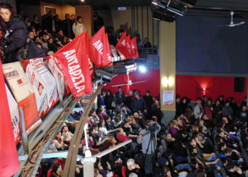 «Αυτοδυναμία» του λαού, αποτίναξη του ευρωζυγού