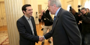 Όχι πρόεδρος κεντροδεξιός!