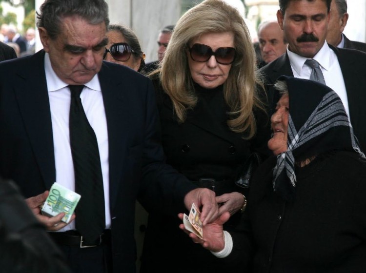 Τα πλούτη τους, η φτώχεια μας