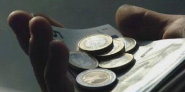 Ξεσηκωμός κόντρα σε παλιά και νέα μνημόνια