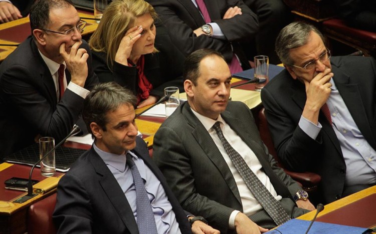 «Κεντροδεξιά» ή «Ακροδεξιά»;