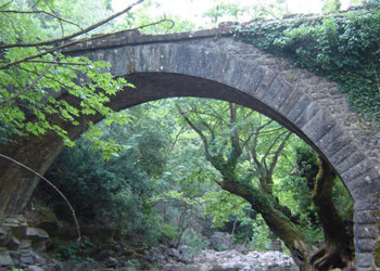 Στοιχειωμένα γεφύρια