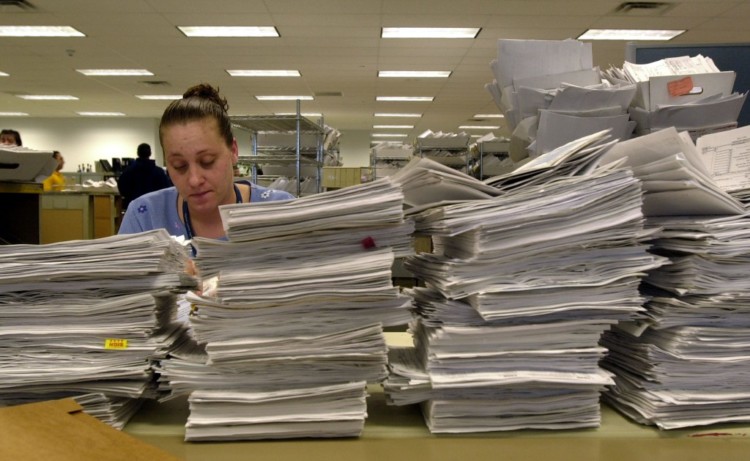 Ανολοκλήρωτο ανάχωμα στη νεοφιλελεύθερη επέλαση