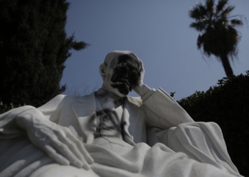 Η νύχτα των μαρμάρων