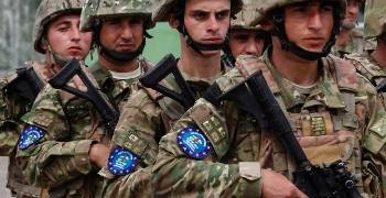 Περνά ο ευρωστρατός της Γερμανίας φρουρός