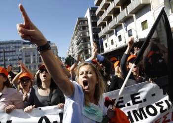 Οι γυναίκες δεν γιορτάζουν, αγωνίζονται και διεκδικούν